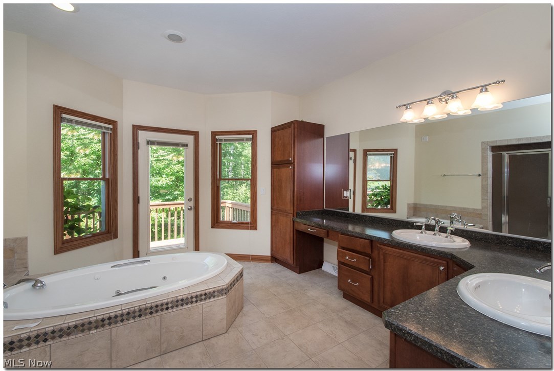 12380 Falcon Ridge Road Chesterland, OH 44026 - Photo 17 of 35 Gallery Image 17