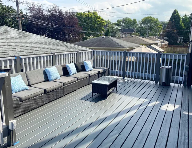 a view of sitting area on roof deck
