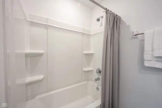 $399,000 | 8346 Juniper Lane, Pendleton, IN 46064