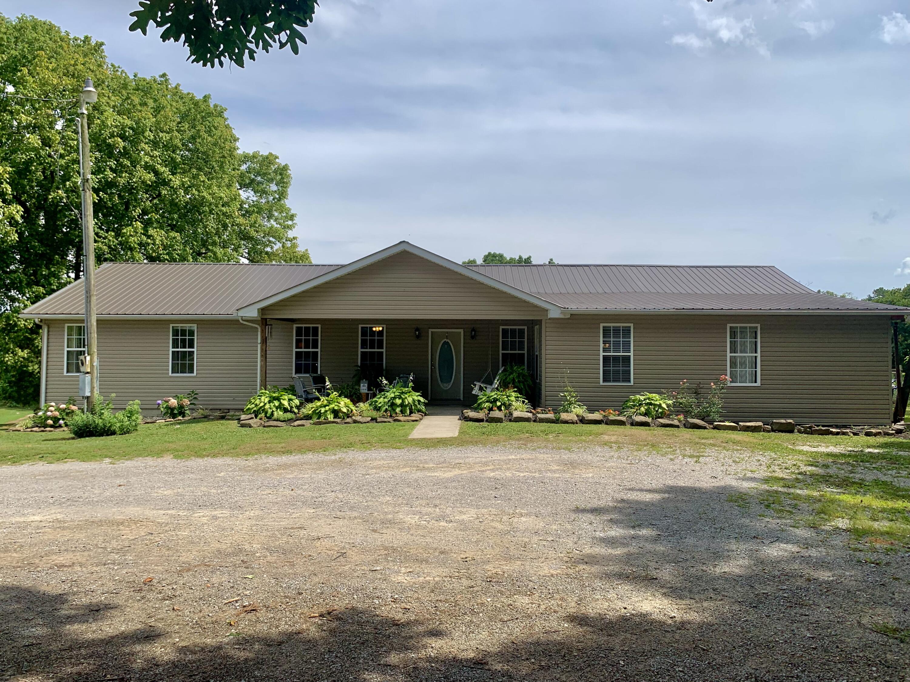957 Meadows Grove Road Pine Knot, KY 42635 - Photo 2 of 45 IMG_2801