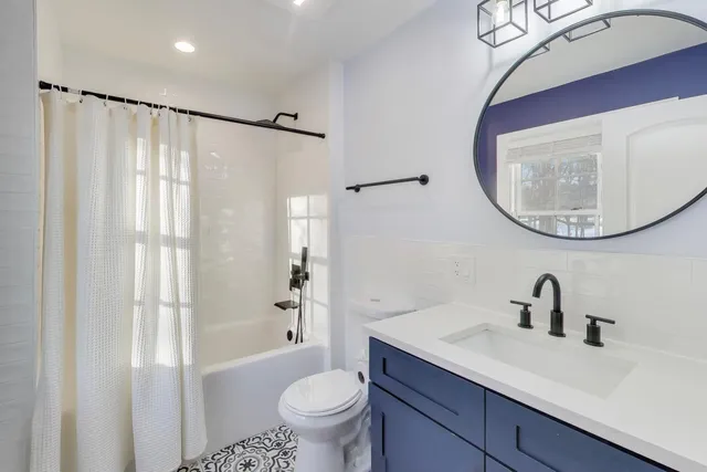 $749,900 | 26225 North Hickory Road, Mundelein, IL 60060