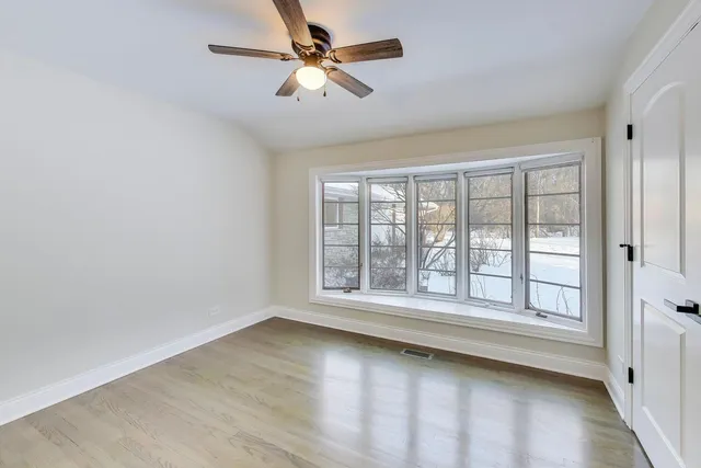 $749,900 | 26225 North Hickory Road, Mundelein, IL 60060