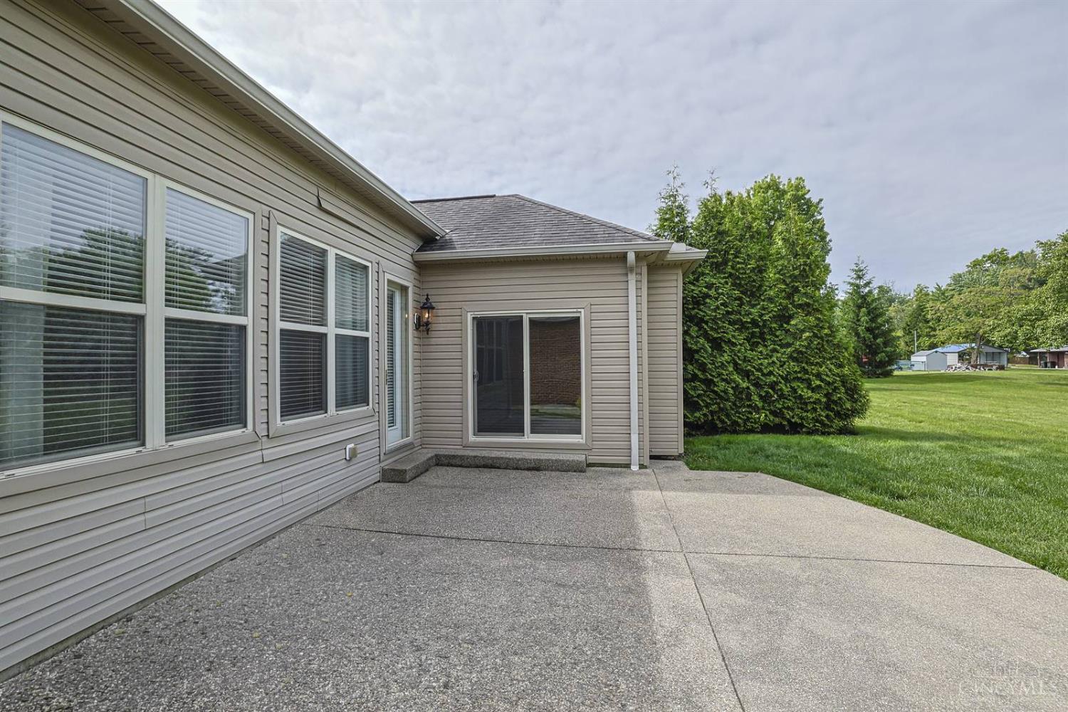 8731 Kenwood Road Cincinnati, OH 45242 - Photo 61 of 73