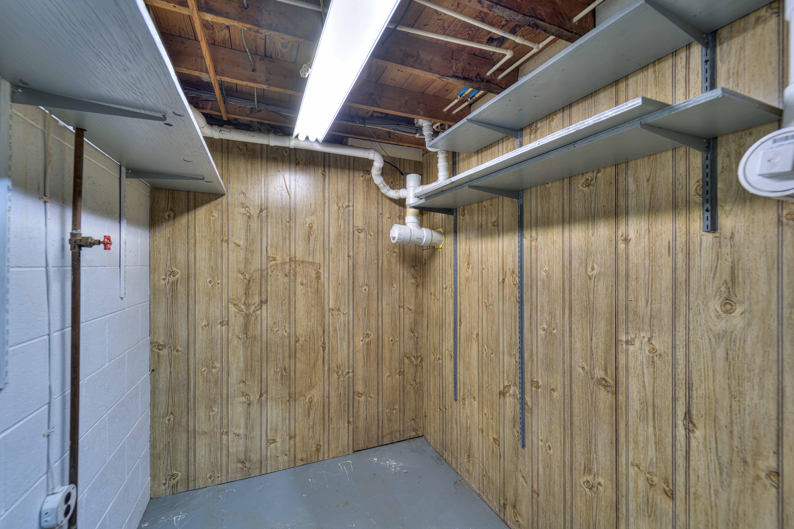 814 Blackman Road Jackson, MI 49201 - Photo 22 of 37 814 Blackman Rd 38