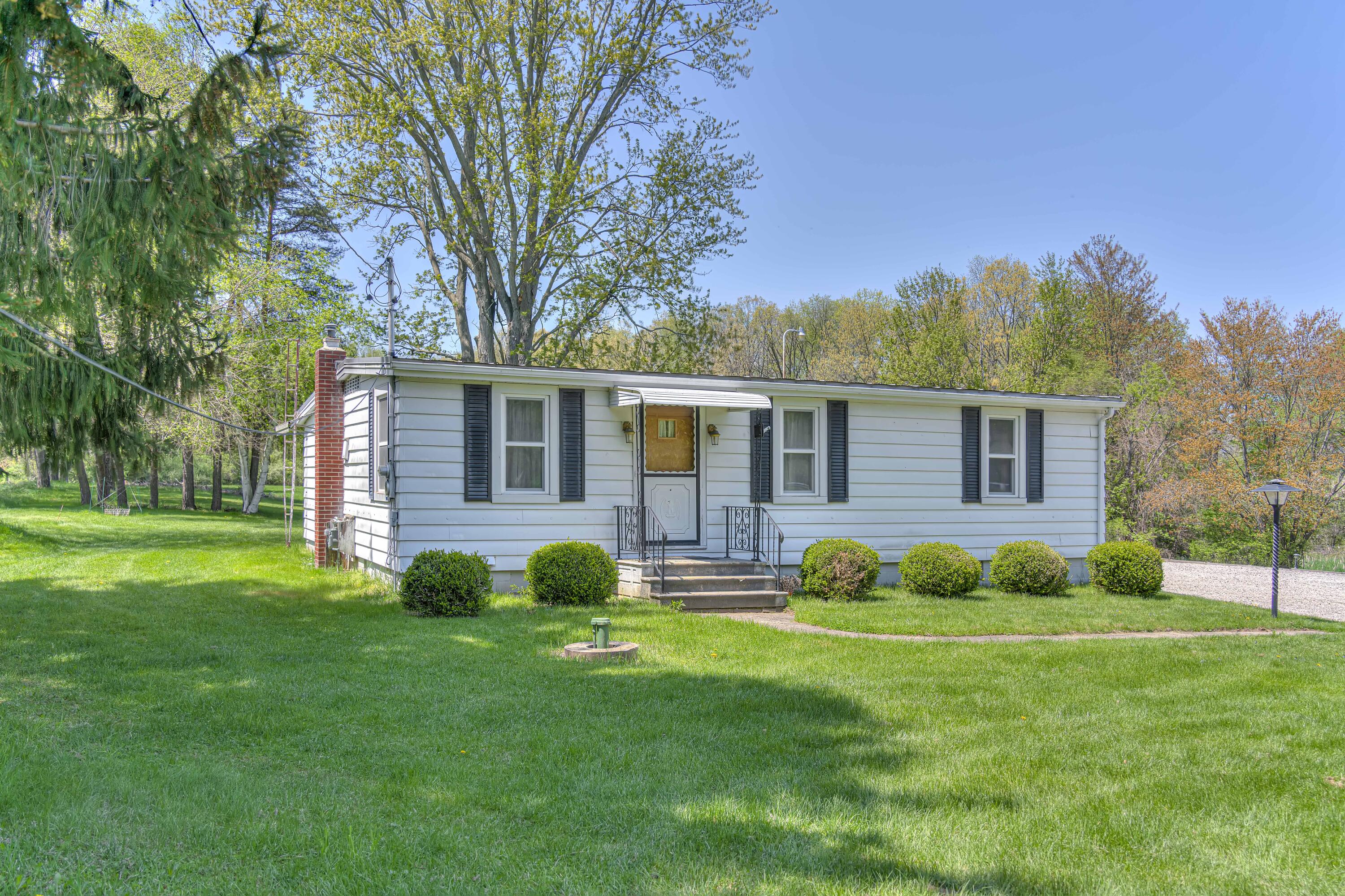 814 Blackman Road Jackson, MI 49201 - Photo 23 of 37 814 Blackman Rd 02