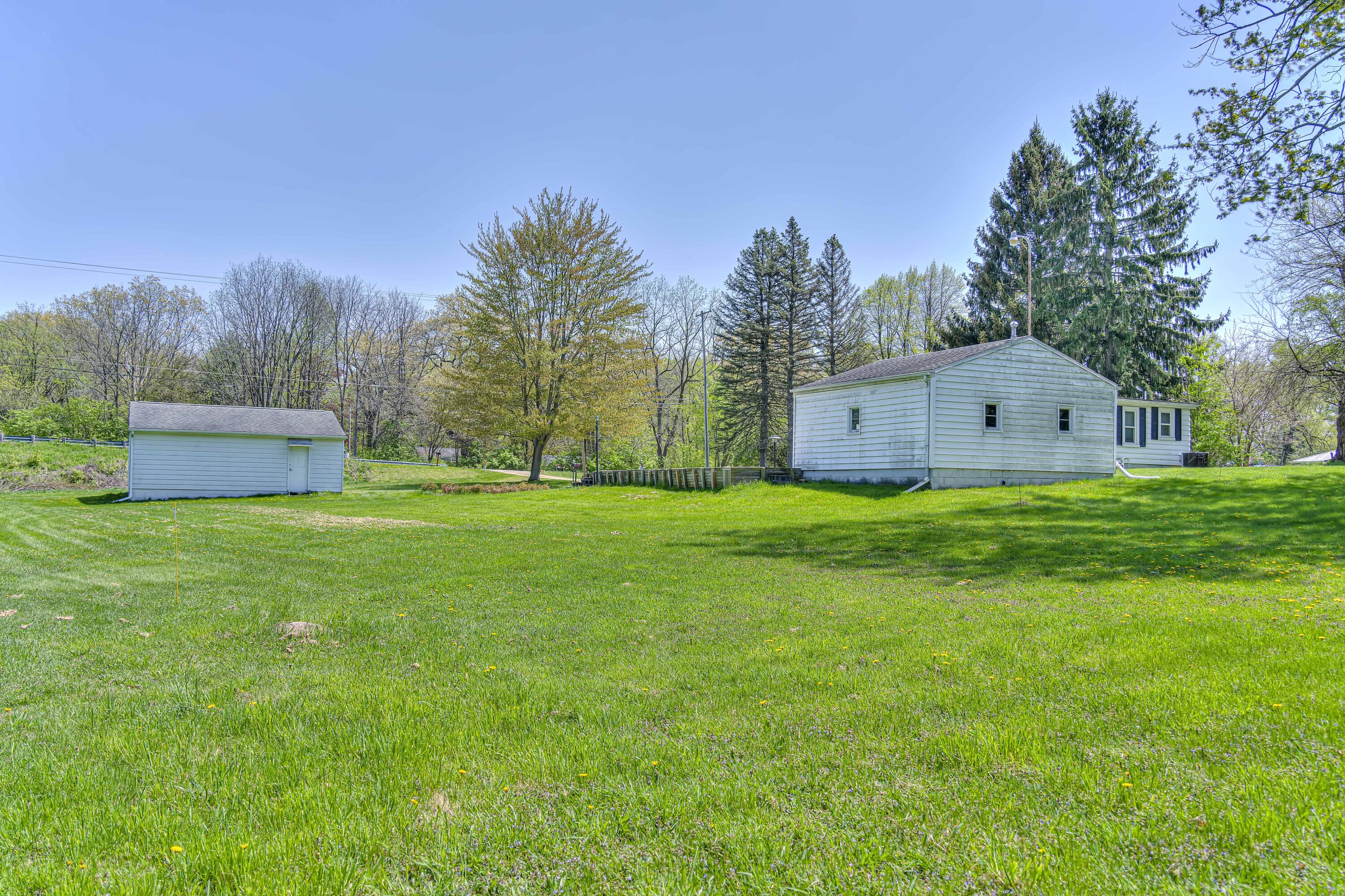 814 Blackman Road Jackson, MI 49201 - Photo 26 of 37 814 Blackman Rd 06