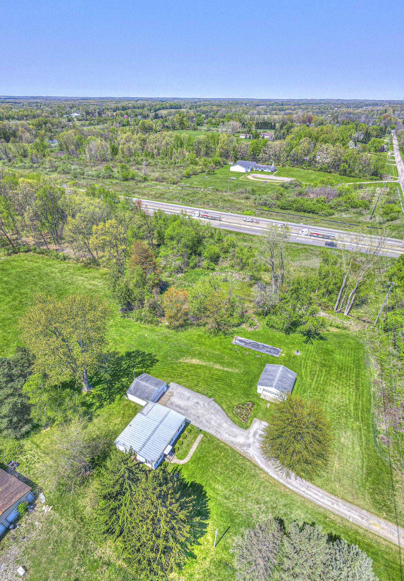 814 Blackman Road Jackson, MI 49201 - Photo 31 of 37 814 Blackman Rd 11