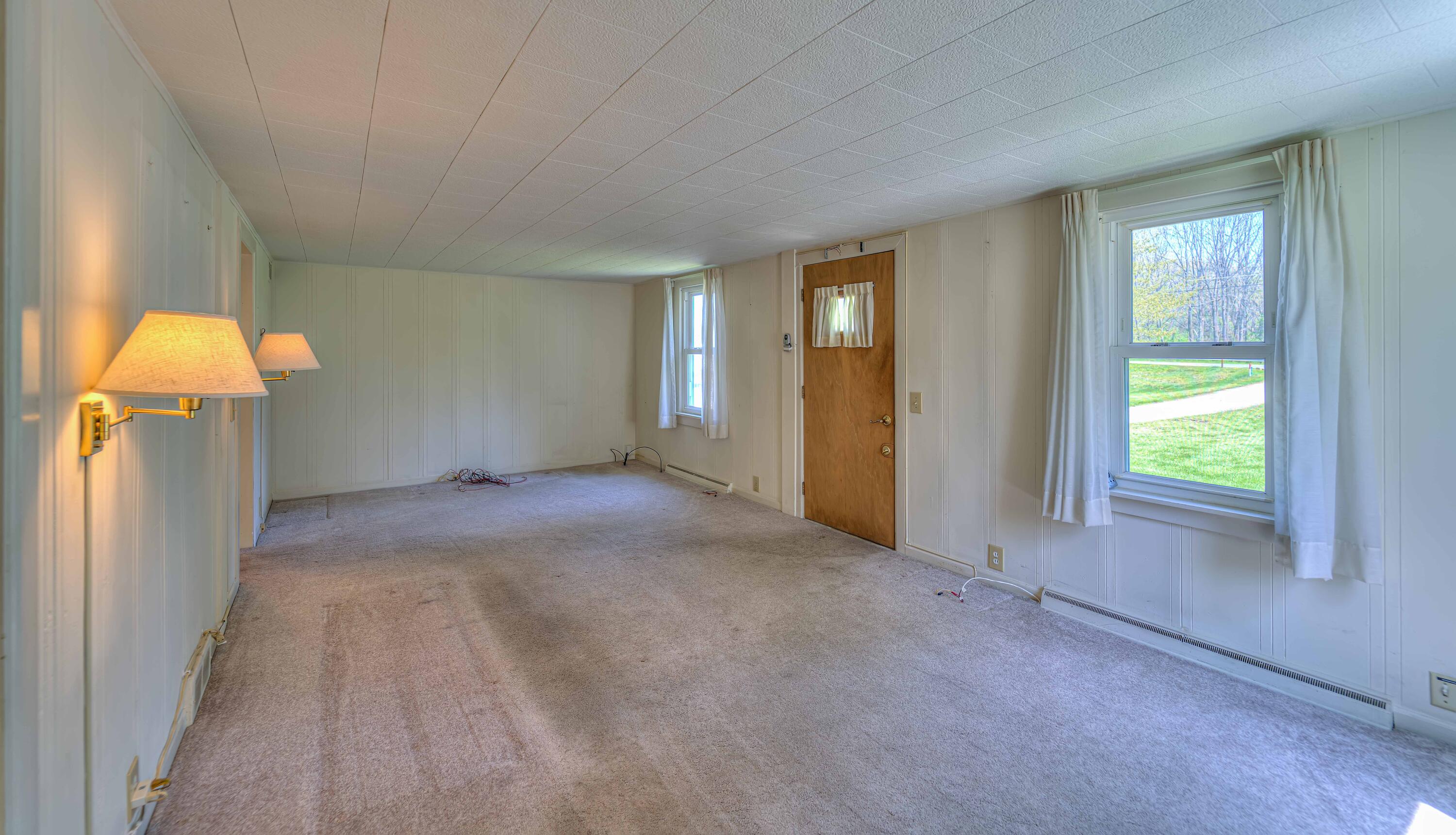814 Blackman Road Jackson, MI 49201 - Photo 5 of 37 814 Blackman Rd 21