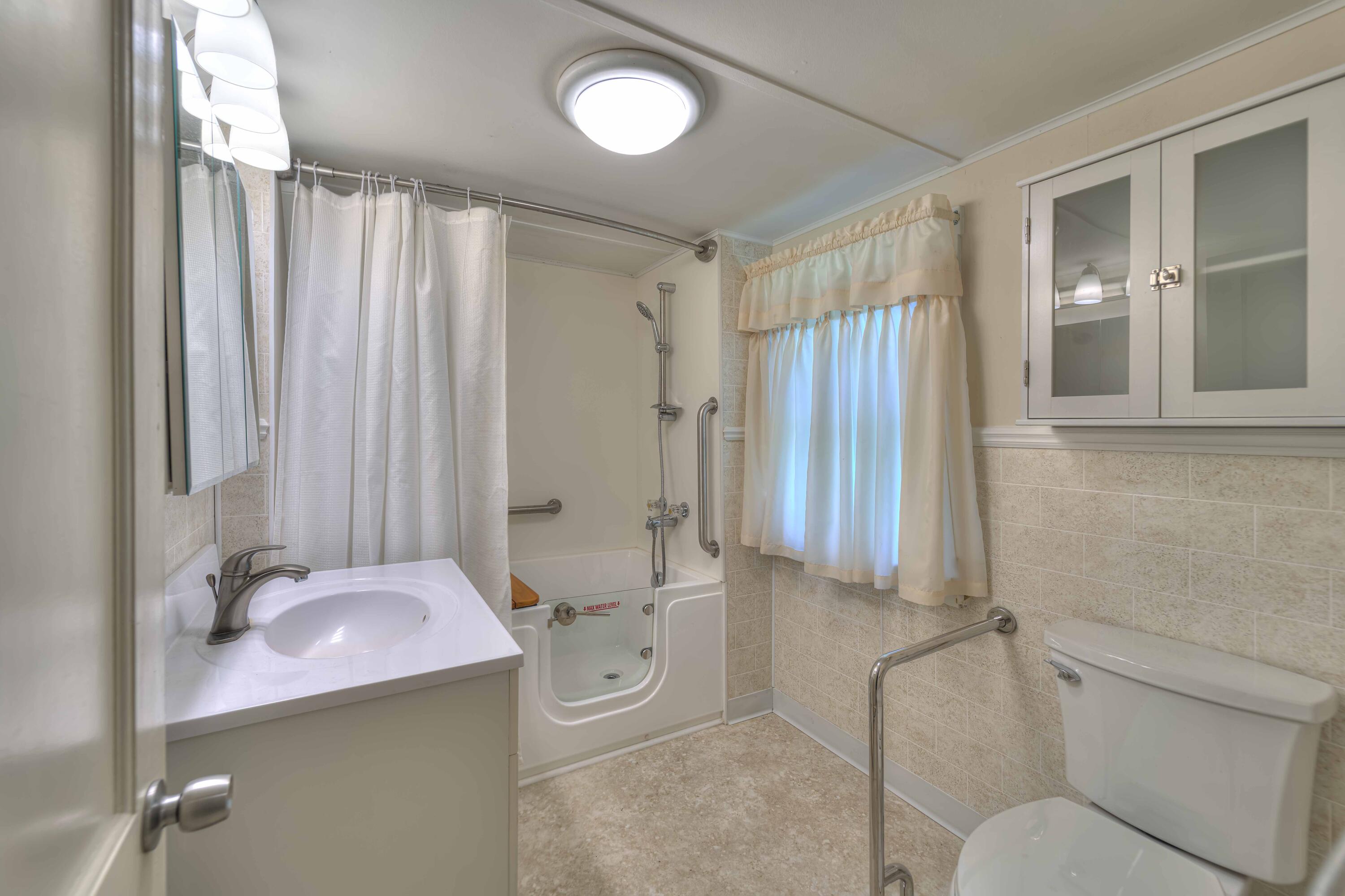 814 Blackman Road Jackson, MI 49201 - Photo 10 of 37 814 Blackman Rd 26