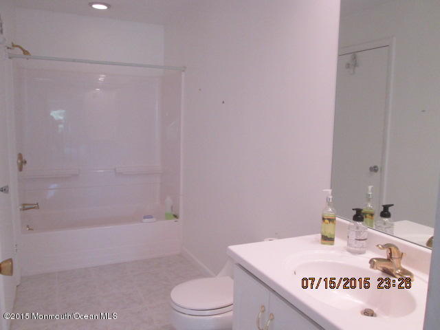 504 Harding Road, Unit 6 Freehold, NJ 07728 - Photo 12 of 17 IMG_1215