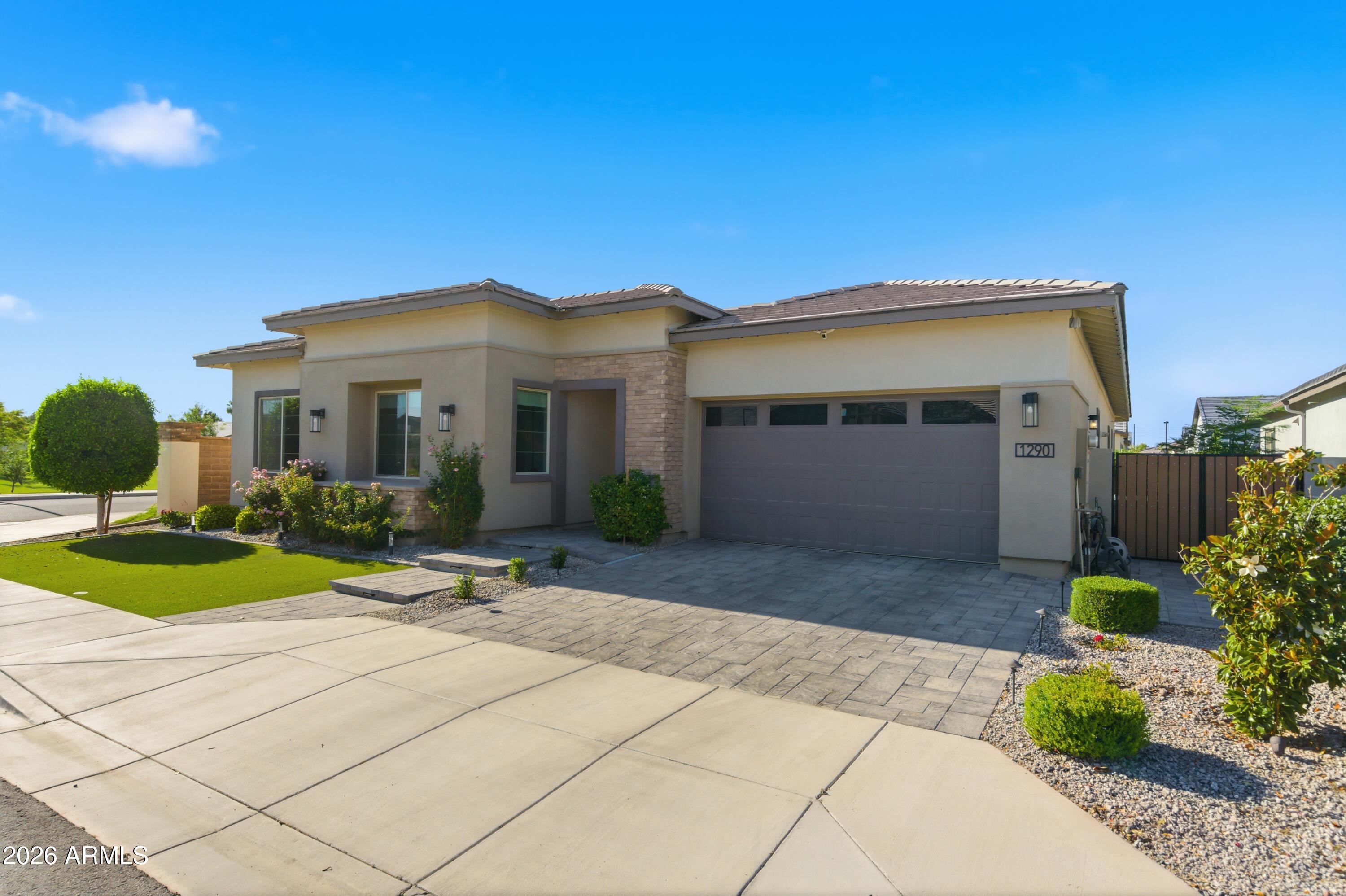 1290 East Ficus Way Gilbert, AZ 85298 - Photo 3 of 64 02-2