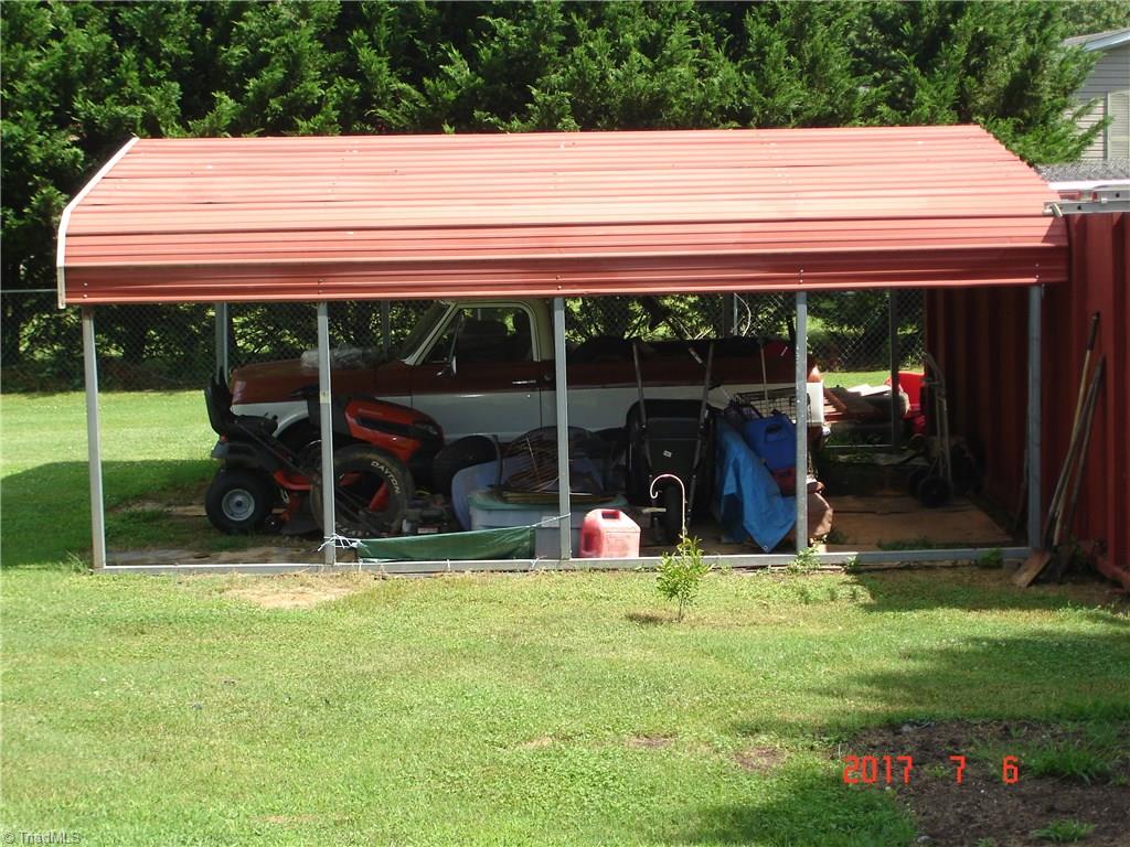 101 Ridgecrest Drive King, NC 27021 - Photo 22 of 28 Gallery Image 22