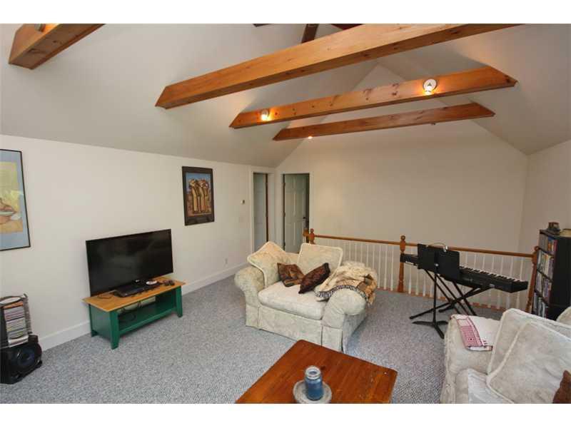 18 Red Fern Road Trenton, ME 04605 - Photo 25 of 35 Living Room.
