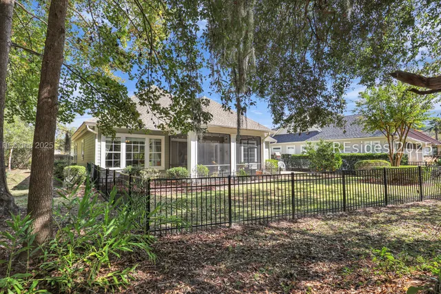 $760,000 | 69 Glencairn Avenue, Bluffton, SC 29910