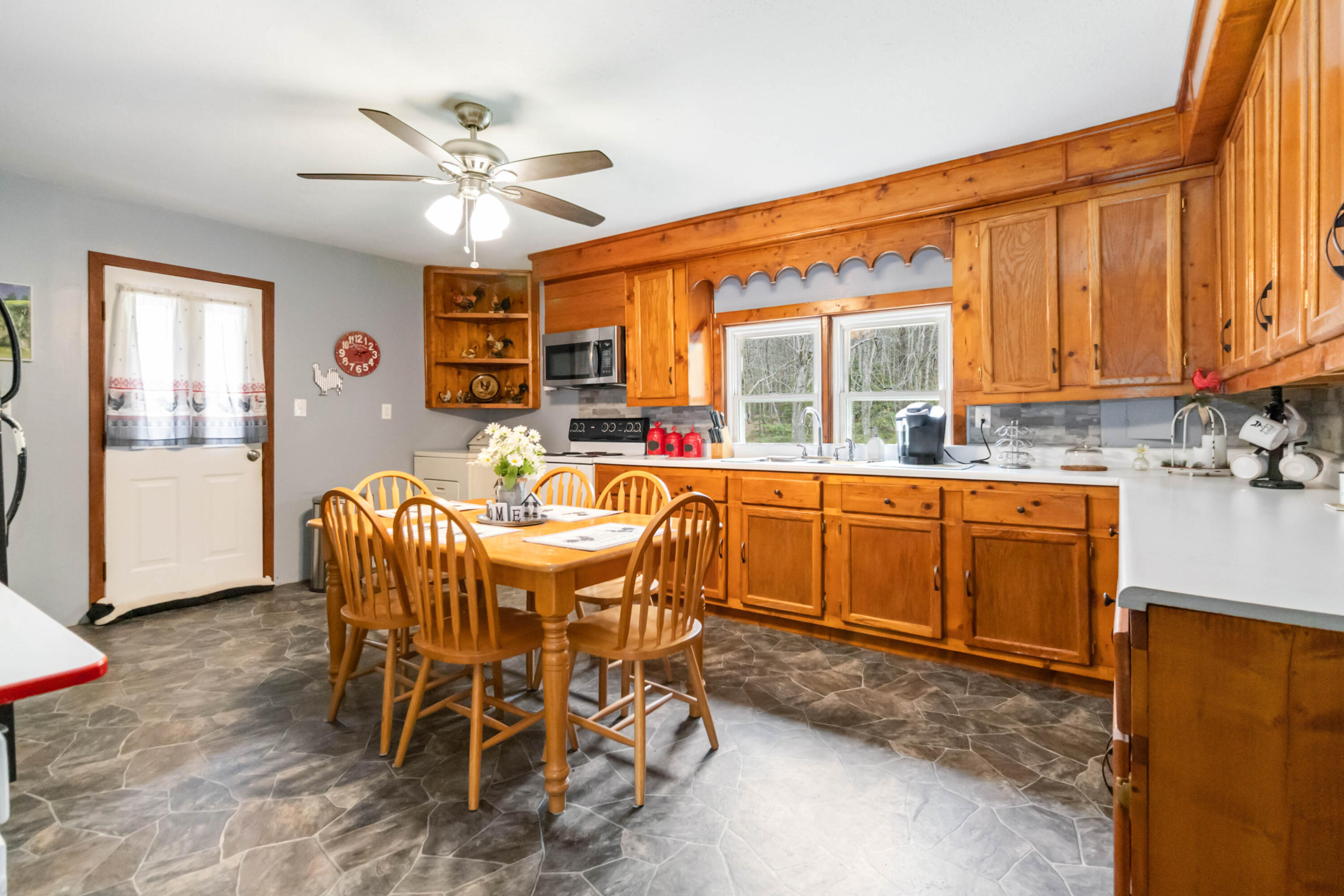 69 Willow Road Corbin, KY 40701 - Photo 13 of 49 012