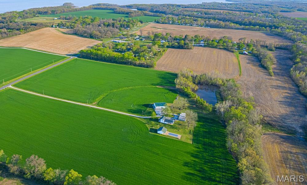 21617 Emerald Road Carlyle, IL 62231 - Photo 18 of 98