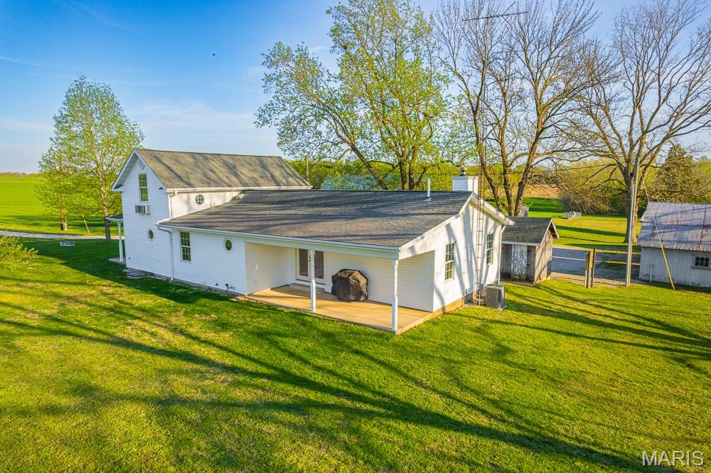 21617 Emerald Road Carlyle, IL 62231 - Photo 26 of 98