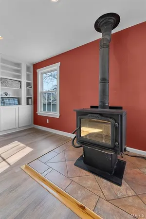 $709,900 | 21617 Emerald Road, Carlyle, IL 62231