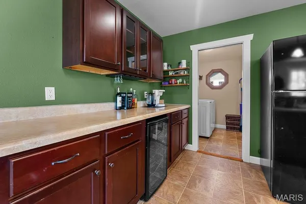 $709,900 | 21617 Emerald Road, Carlyle, IL 62231