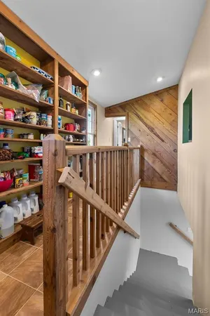 $709,900 | 21617 Emerald Road, Carlyle, IL 62231