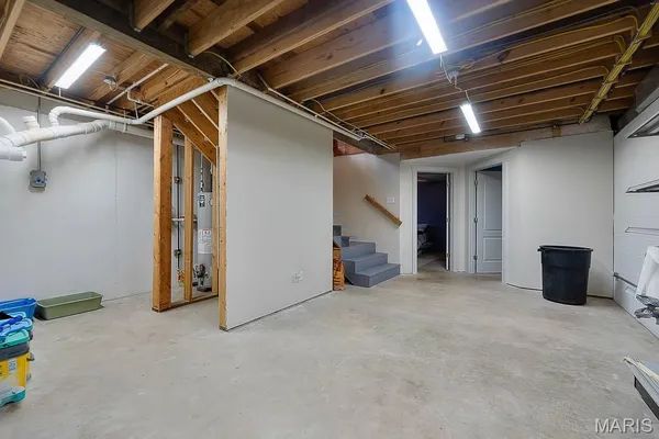 $709,900 | 21617 Emerald Road, Carlyle, IL 62231