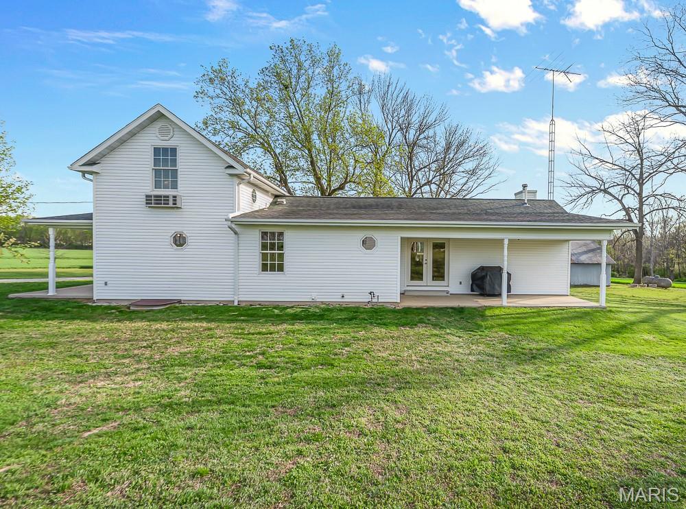 21617 Emerald Road Carlyle, IL 62231 - Photo 58 of 98