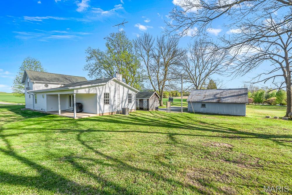 21617 Emerald Road Carlyle, IL 62231 - Photo 71 of 98