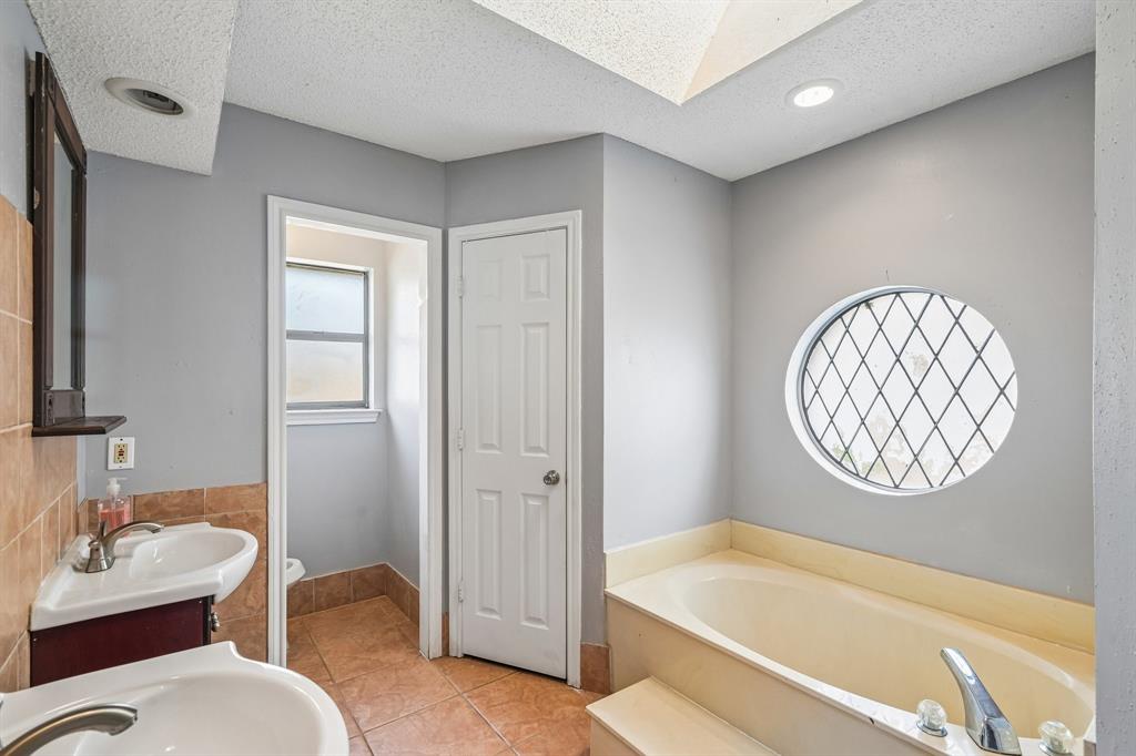 609 Ruth Drive Kennedale, TX 76060 - Photo 26 of 36 Gallery Image 26