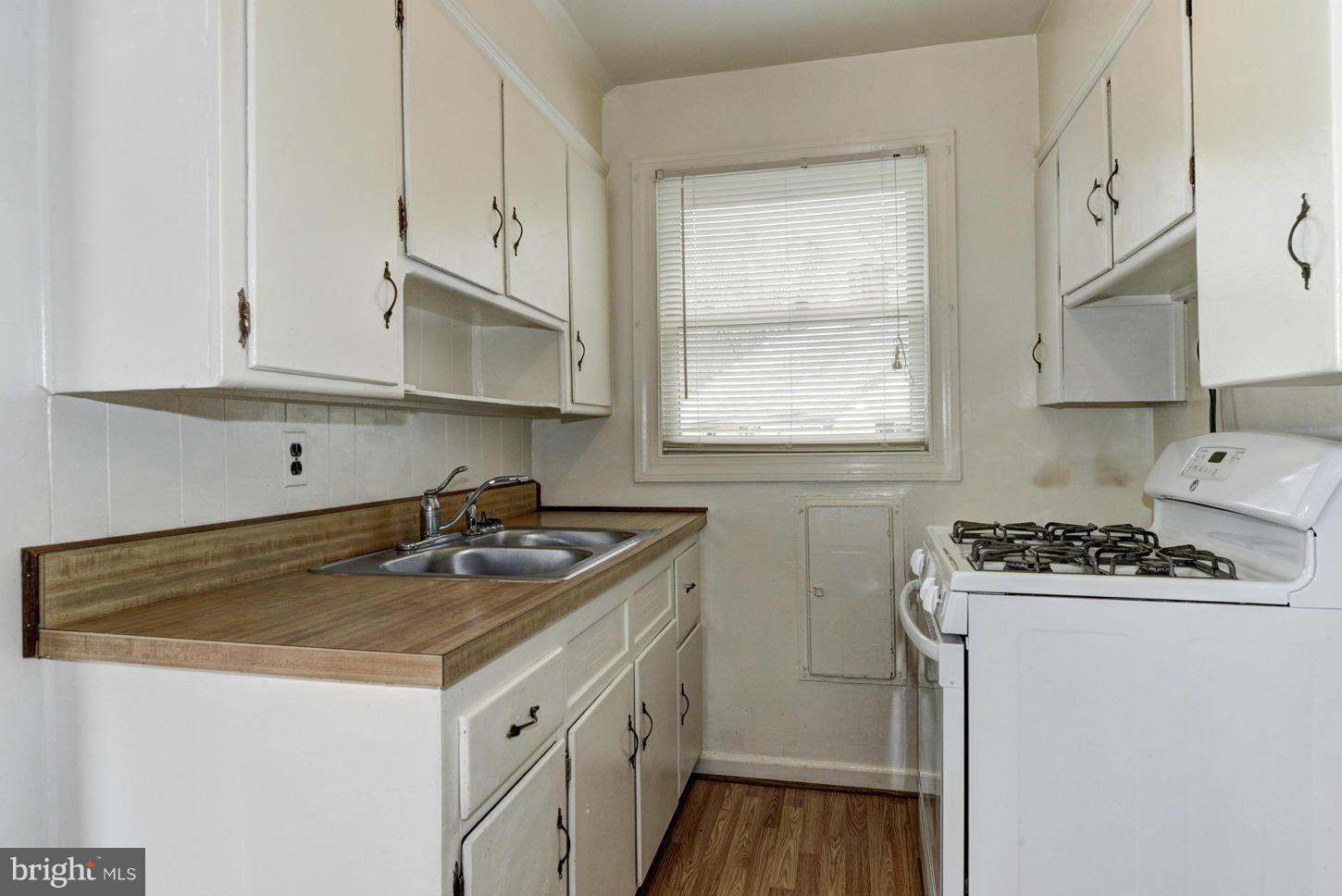 12618 Flack Street Silver Spring, MD 20906 - Photo 10 of 27 Kitchen