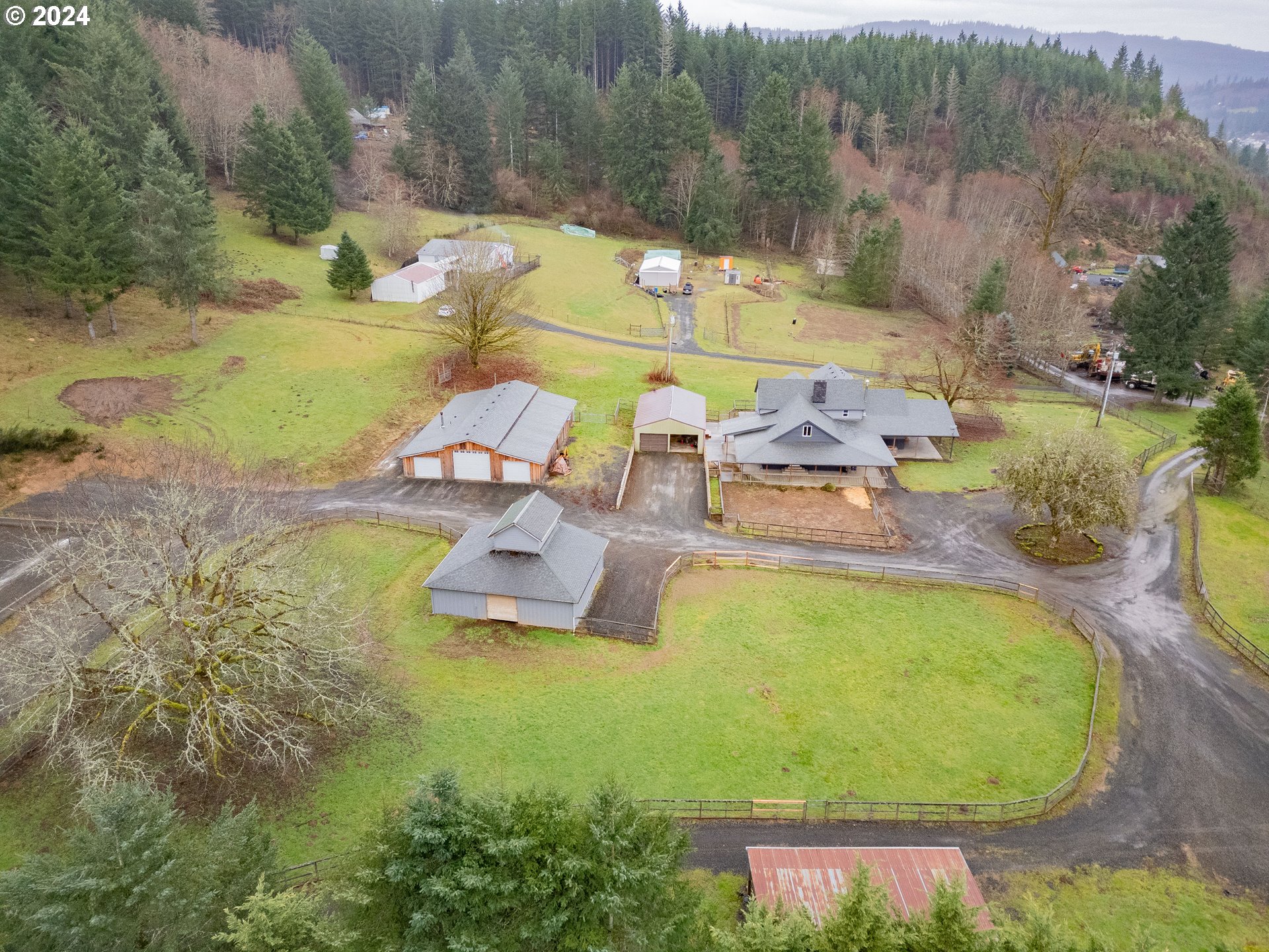 35027 Northeast Thompson Road Yacolt, WA 98675 - Photo 4 of 39 Gallery Image 4