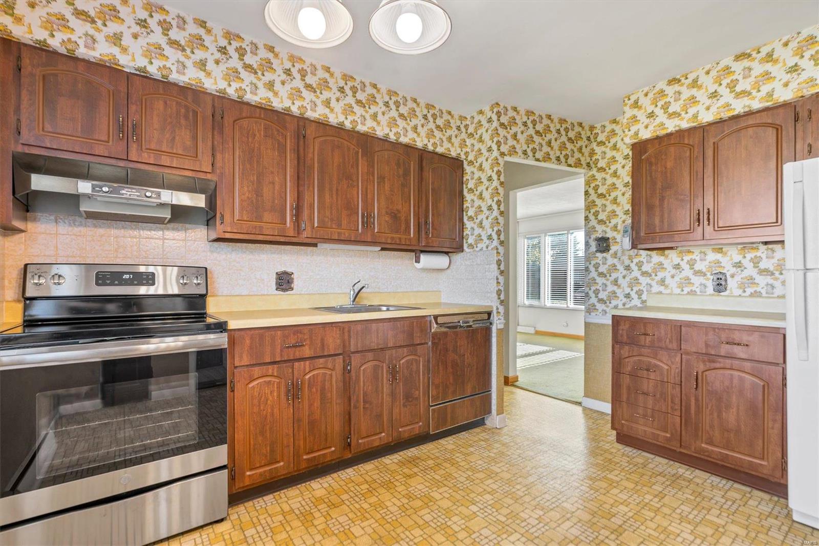 4307 Kay Lane St. Louis, MO 63123 - Photo 8 of 18