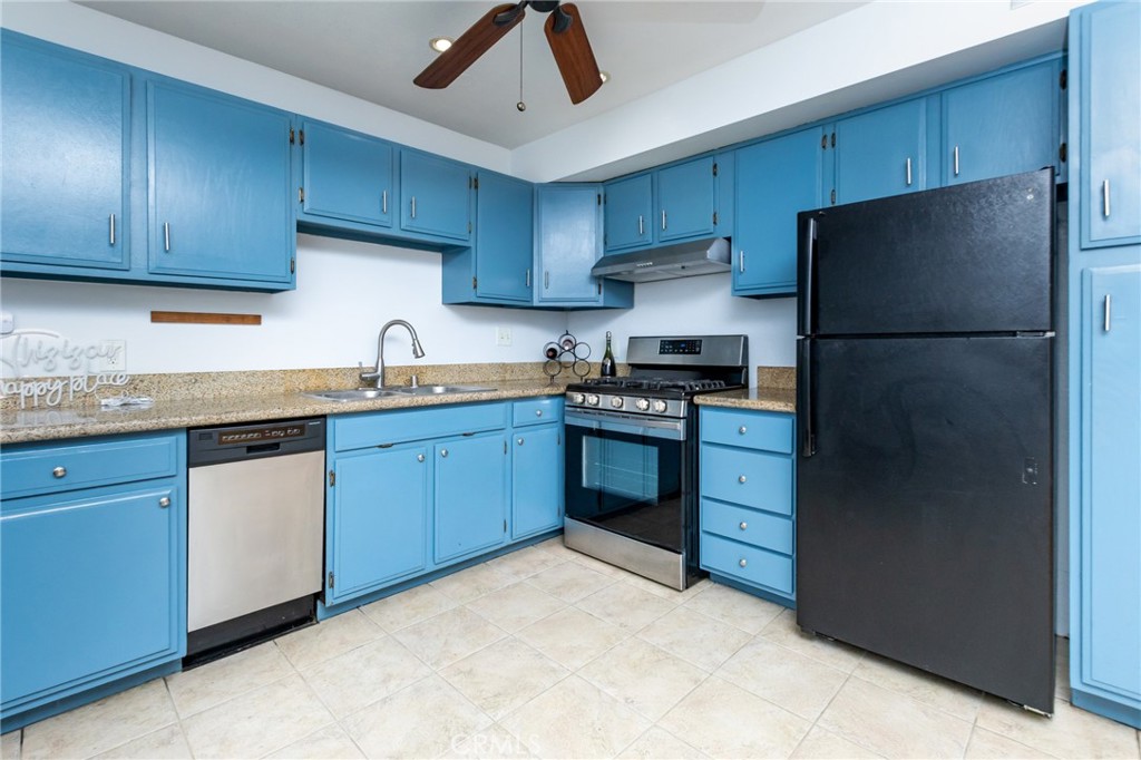 1434 Highland Avenue, Unit 8 Duarte, CA 91010 - Photo 8 of 26