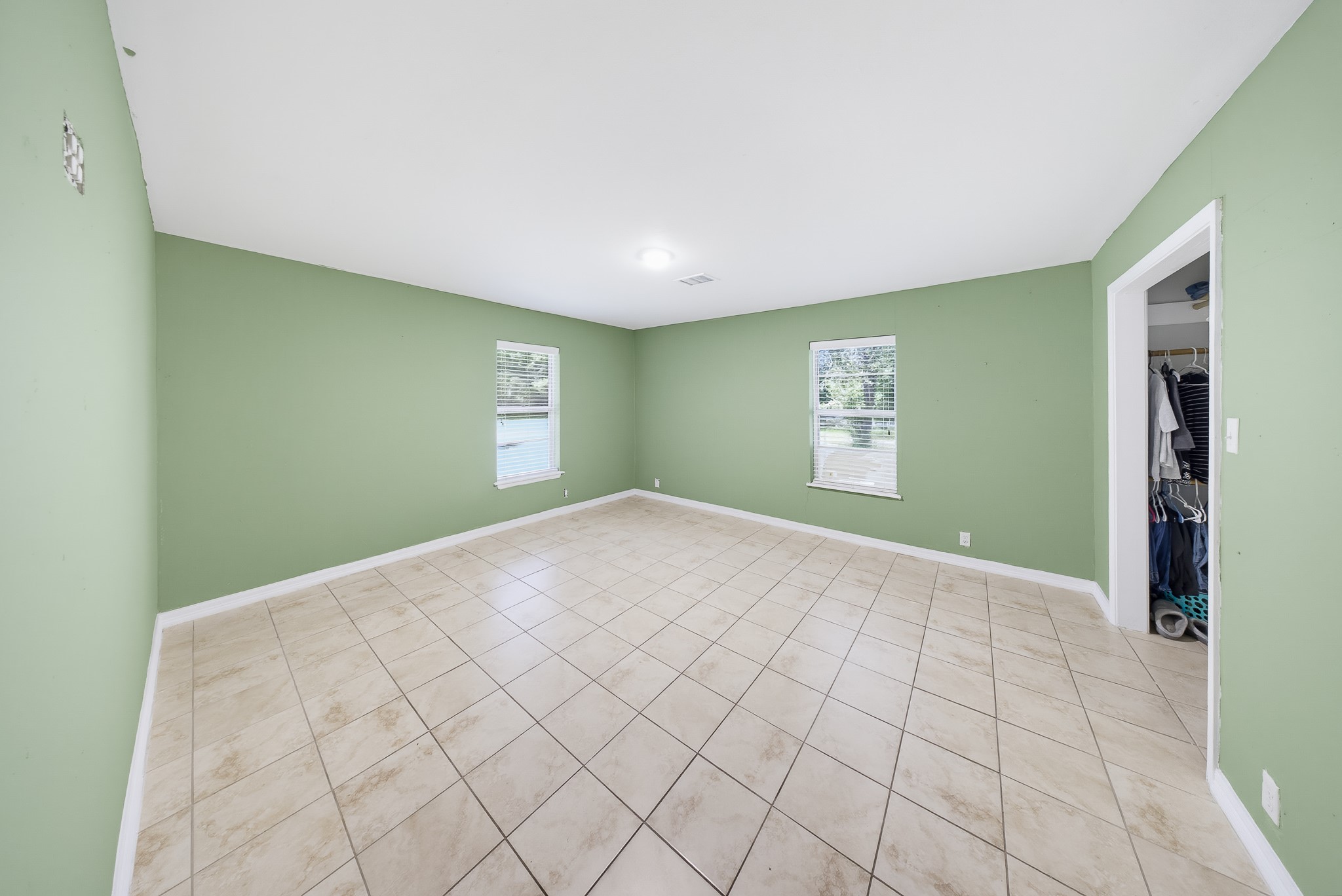 1725 Strawn Road Houston, TX 77039 - Photo 30 of 44 A second angle highlights just how much usable space this additional bedroom provides.