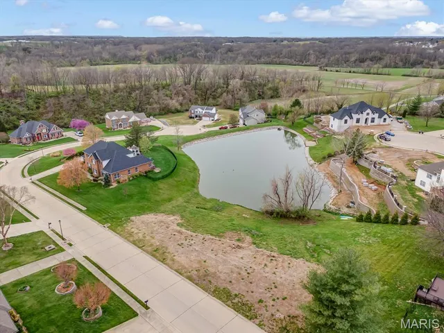 $64,000 | 3 Justin Drive, Columbia, IL 62236