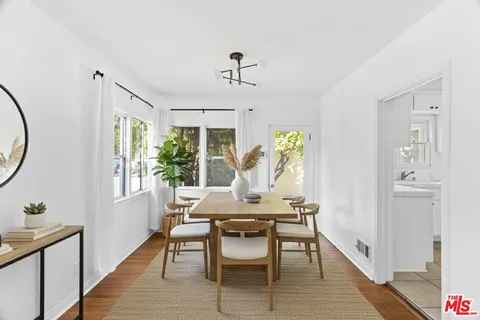 $4,995 | 6289 Commodore Sloat Drive, Los Angeles, CA 90048