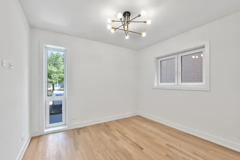 $575,000 | 1244 North Kedzie Avenue, Unit 3, Chicago, IL 60651