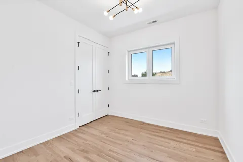 $575,000 | 1244 North Kedzie Avenue, Unit 3, Chicago, IL 60651