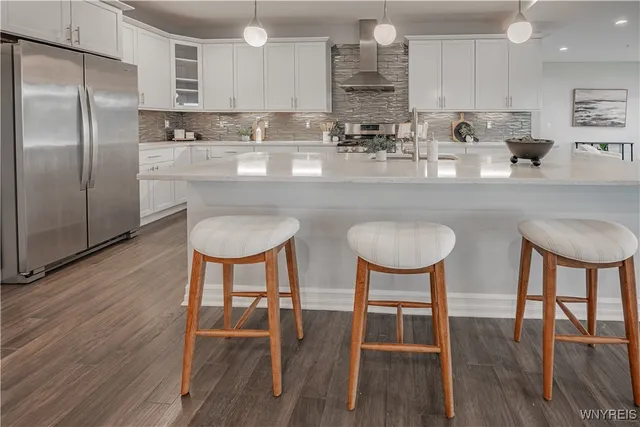 $764,000 | 20 Tuscarora Street, Unit 10, Lewiston, NY 14092