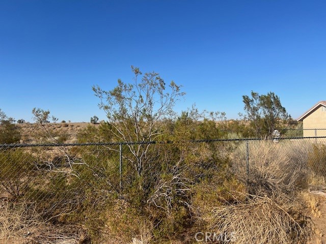 5202 La Mesa Road Phelan, CA 92371 - Photo 13 of 14