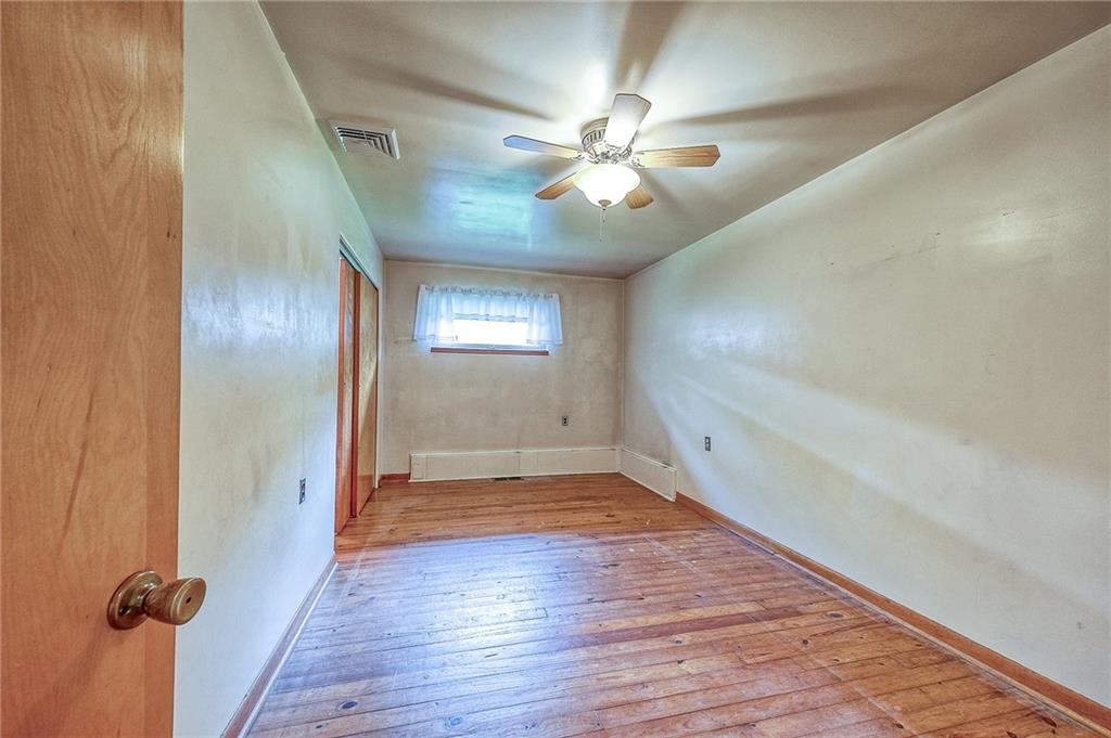 1632 Highland Road Conway, PA 15027 - Photo 11 of 24 Gallery Image 11