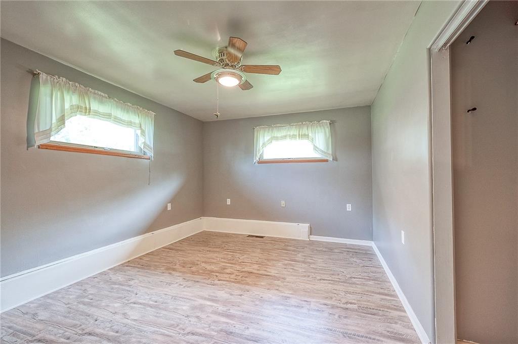 1632 Highland Road Conway, PA 15027 - Photo 9 of 24 Gallery Image 9