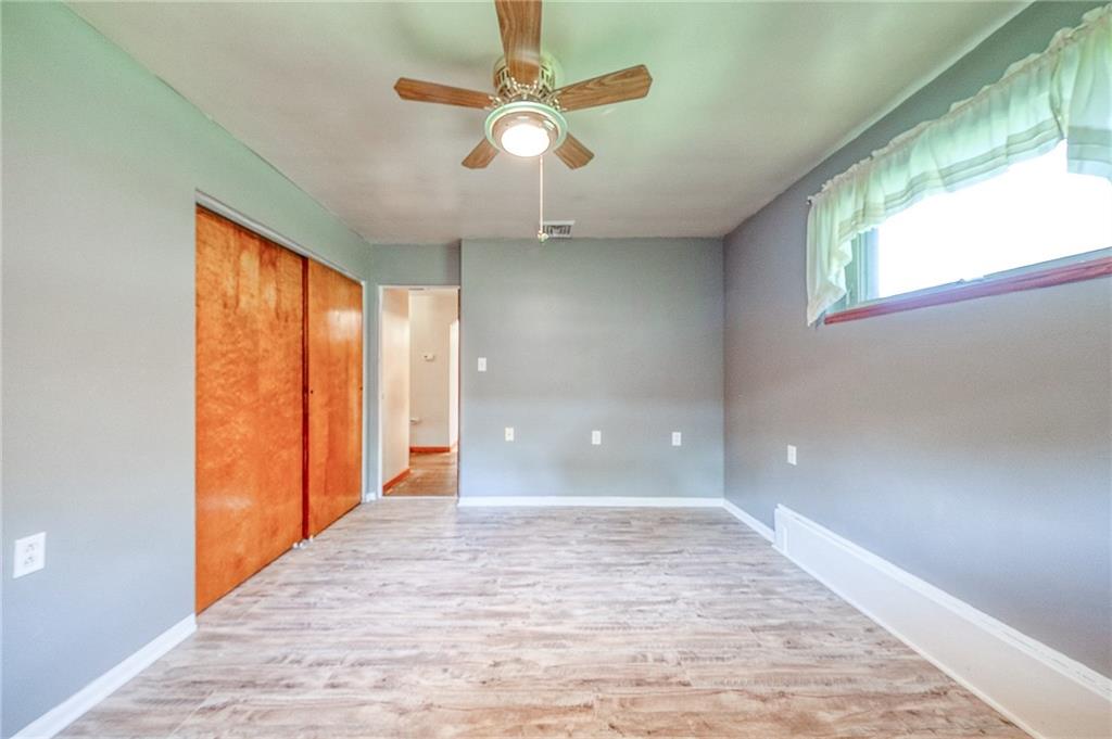 1632 Highland Road Conway, PA 15027 - Photo 10 of 24 Gallery Image 10
