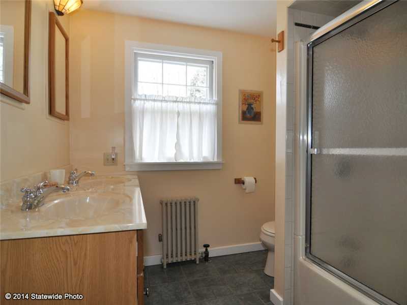 26 Bay Road Barrington, RI 02806 - Photo 24 of 25 Bathroom.
