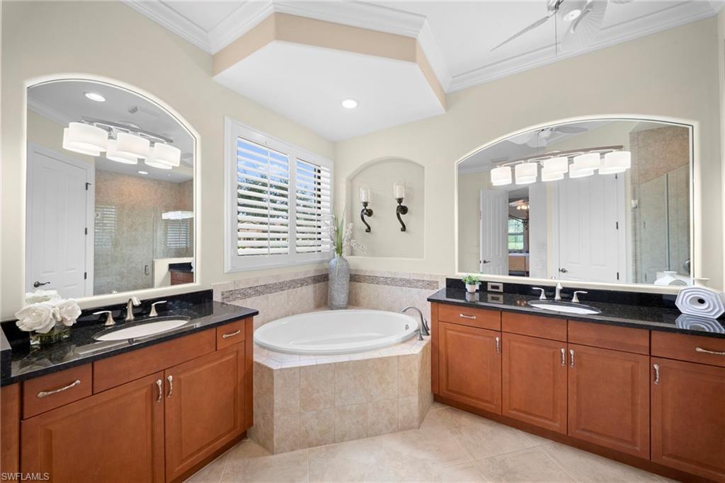 6347 Serano Way Naples, FL 34113 - Photo 19 of 46