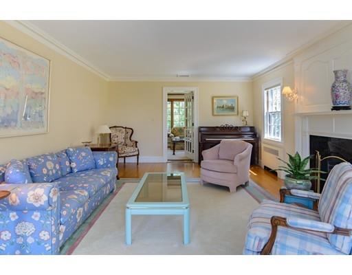 63 Sagamore Road Wellesley, MA 02481 - Photo 9 of 28 Gallery Image 9