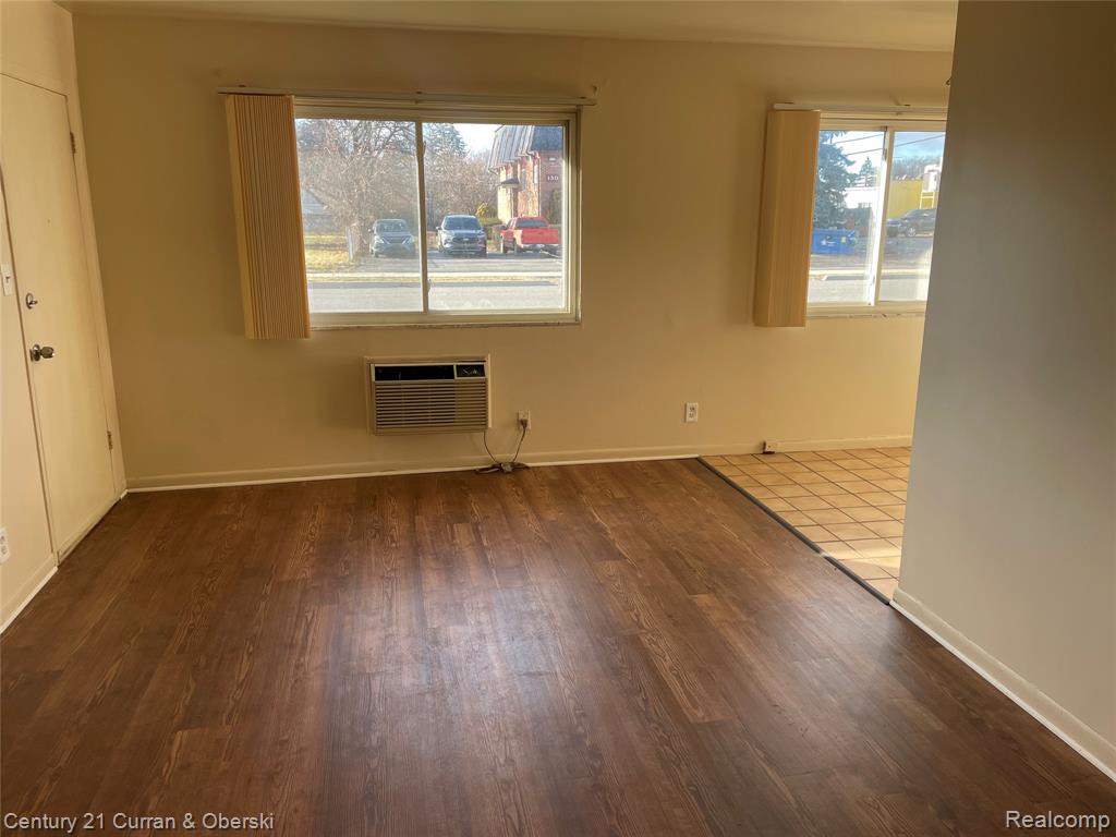 125 Arcola Street, Unit 1 Inkster, MI 48141 - Photo 6 of 16