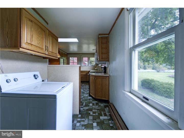 906 Sherers Hill Road Riegelsville, PA 18077 - Photo 14 of 24