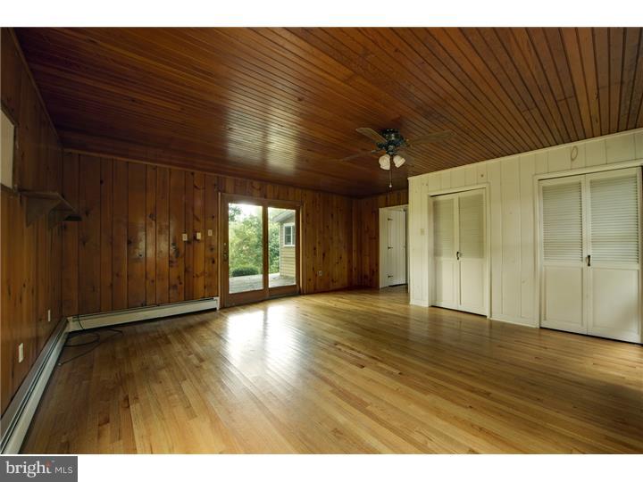 906 Sherers Hill Road Riegelsville, PA 18077 - Photo 17 of 24