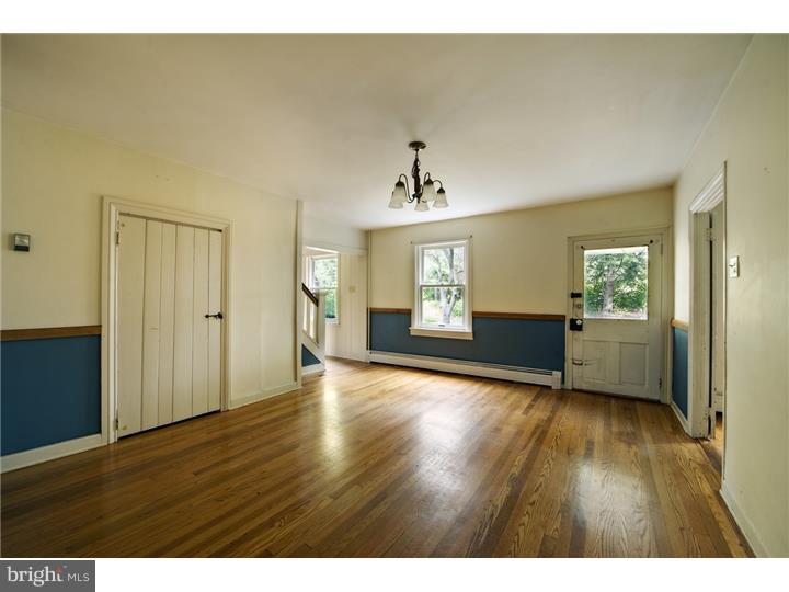 906 Sherers Hill Road Riegelsville, PA 18077 - Photo 9 of 24