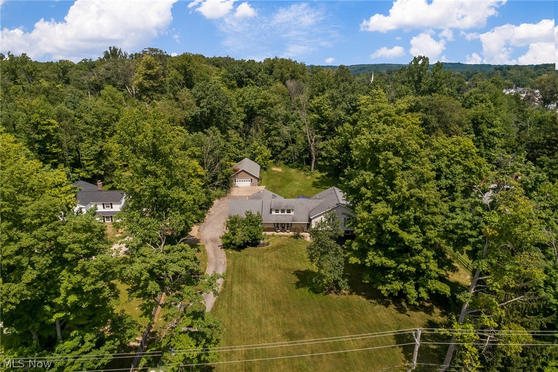 8382 Chagrin Road Chagrin Falls, OH 44023 - Photo 29 of 31 Gallery Image 29